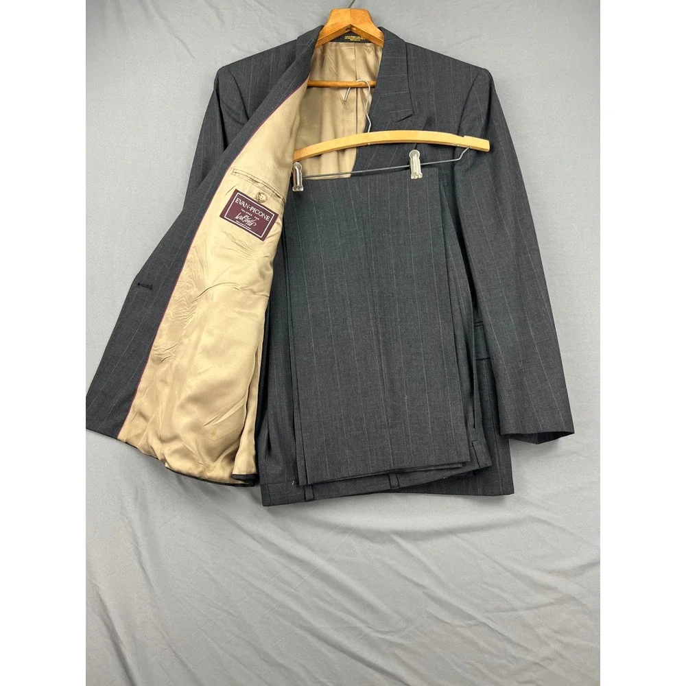 Evan-Picone Suit Mens 41R 32x29 Gray Pinstripe Wool Double Breasted Vintage USA